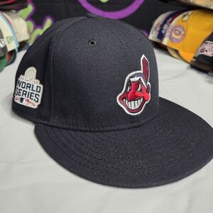 🔴SOLD🔴New Era 7 3/8 - On Field Aithentic 2016 World Series Cleveland Indians